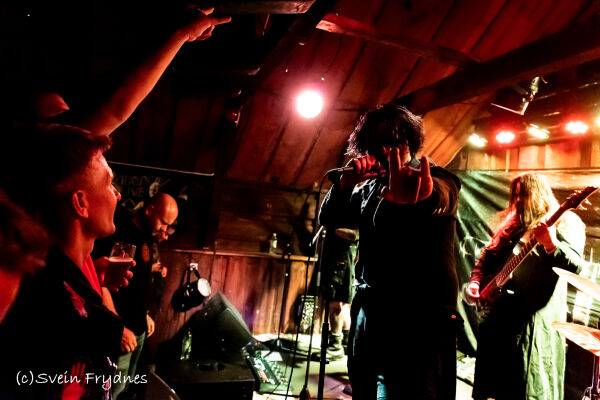 Dark Delirium + Arctic-Heart på Sjøboden Live Scene